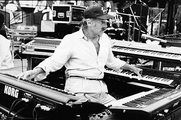 Joe Zawinul (c) www.joezawinul.com